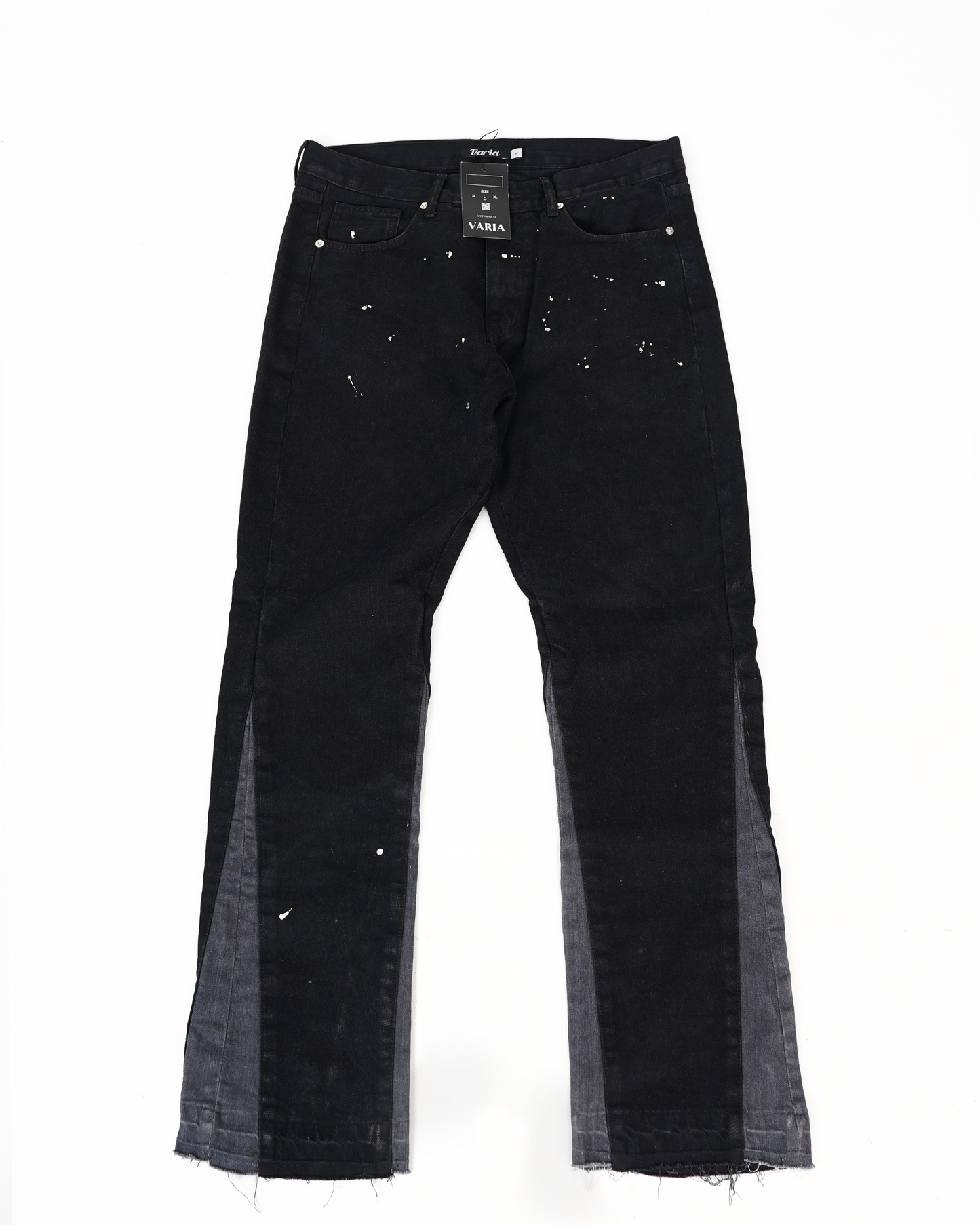 Black-flared Jeans